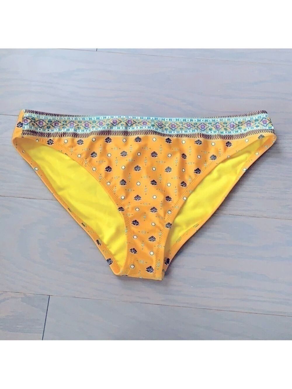 New Jessica Simpson Printed Bikini Bottoms